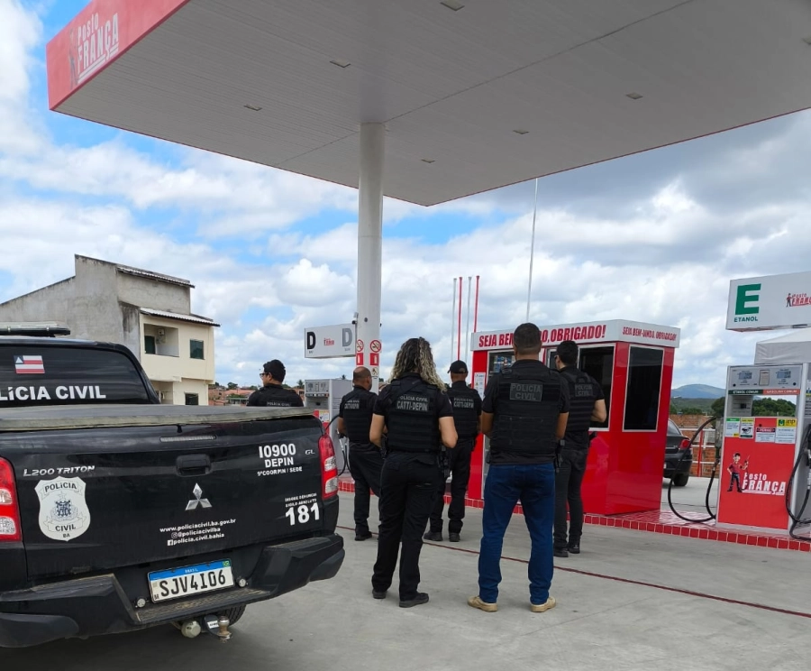 Polícia faz buscas, mas suspeito de homicídio em posto de combustível em Jequié segue foragido