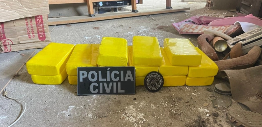 Polícia Civil apreende 15 quilos de cocaína e armas em Poções