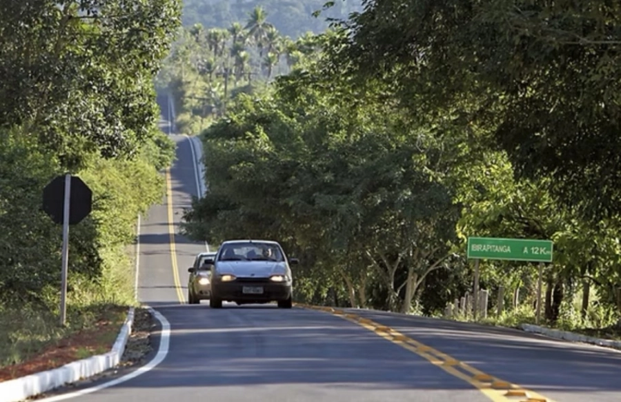 Professor de Jequié é perseguido por criminosos na BA-652 e escapa com a família