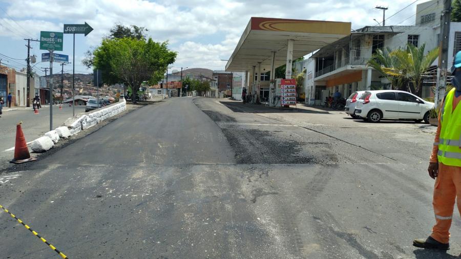 Jequié: Avenida Tote Lomanto é recuperada com novo pavimento asfáltico