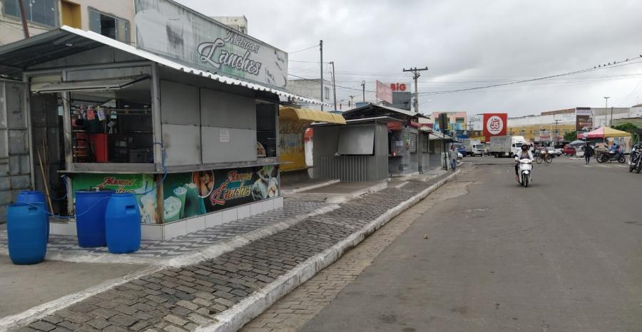 Jequié: Ladrão rouba  celulares e cerca de 500 reais da Casa do Bolo na Praça da Bandeira