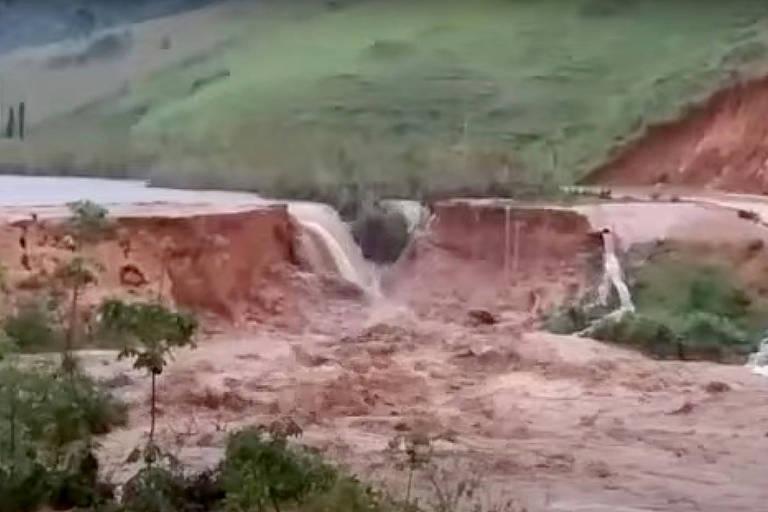 49 pessoas estão desabrigadas e outras 240 desalojadas após as chuvas que castigaram Apuarema