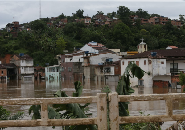 Defesa Civil confirma envio de aeronaves para apoio aos municípios atingidos pela chuva