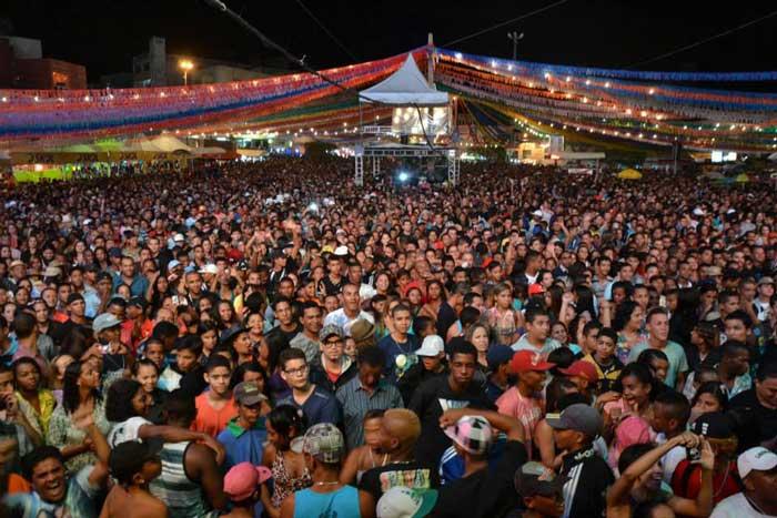 Governo da Bahia libera 100% de público em eventos