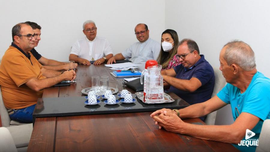 Prefeitura de Jequié reafirma parceria para realização dos festejos de Trezenário de Santo Antônio