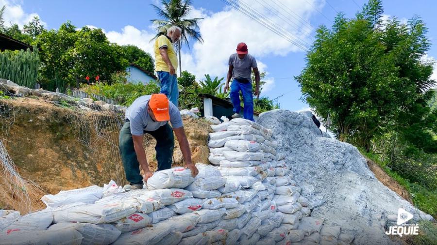 Prefeitura de Jequié inicia obras de contenção de encostas no povoado do Tamarindo