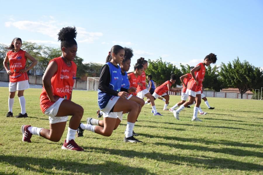 Doce Mel estreia sábado às 15 horas no Waldomirão no Campeonato Baiano de Futebol Feminino