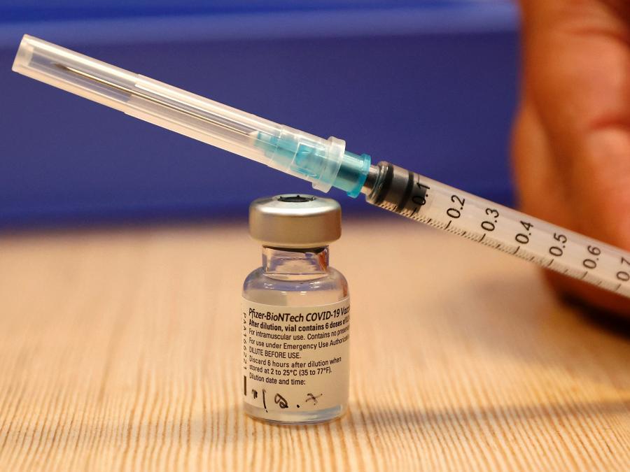 Governo libera vacina contra covid-19 em crianças a partir de 6 meses