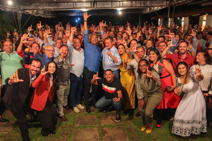 Em encontro com prefeitos, Rui celebra eleição de Jerônimo: “é a vitória de um projeto”