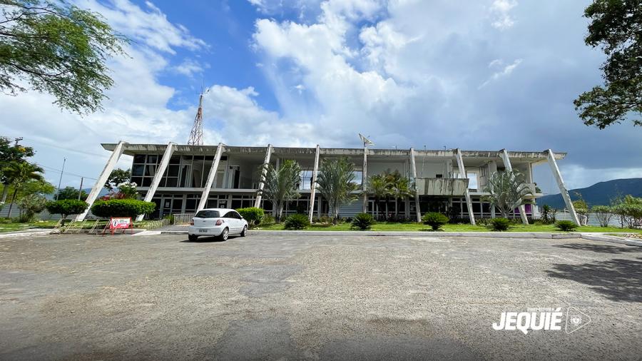 Prefeitura de Jequié inicia obras de reforma e ampliação do prédio administrativo