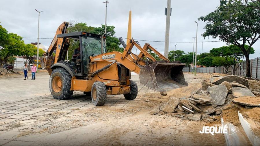 Prefeitura de Jequié inicia obras de requalificação da Praça da Bíblia