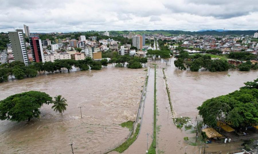 MP cria força-tarefa para investigar causas e consequências das inundações em Jequié, Ipiaú e região