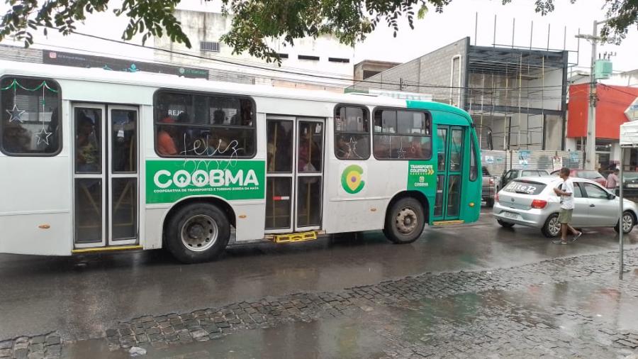 Usuária questiona funcionamento do transporte público em Jequié; COOBMA responde