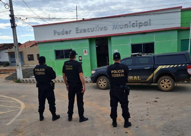 Policia Federal combate fraudes contra o programa do PIS na Bahia