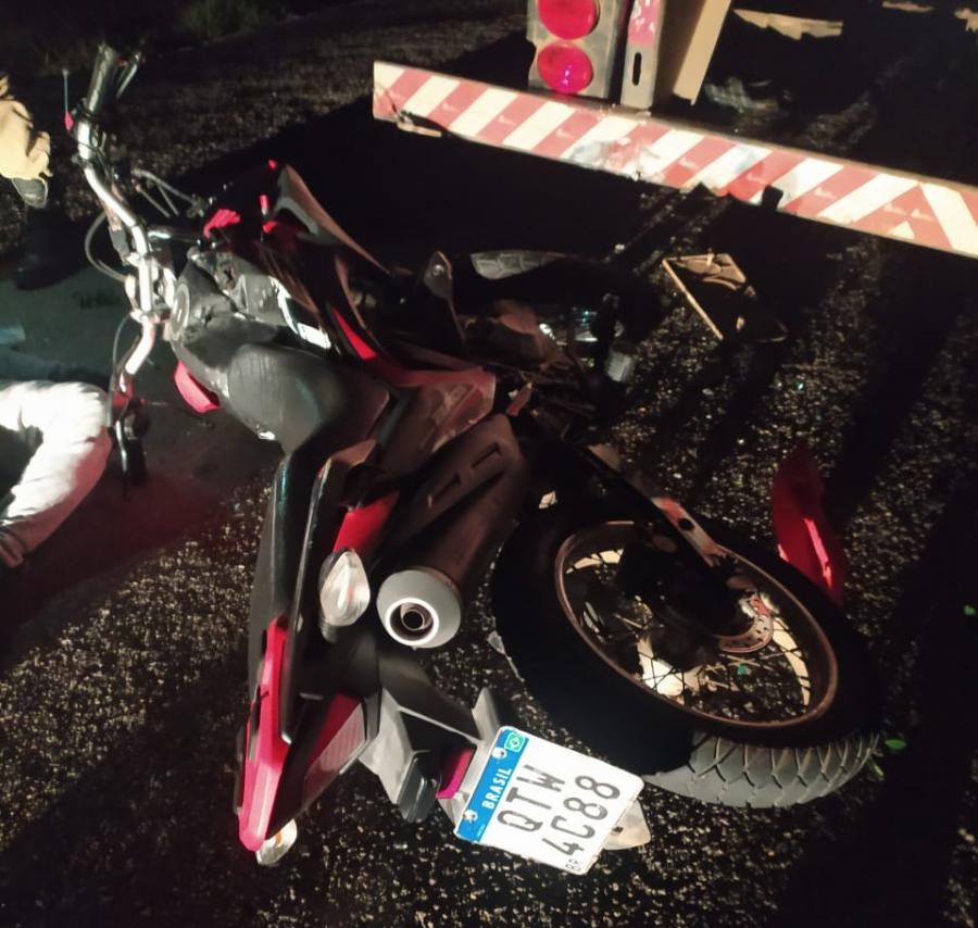 Motociclista morre ao colidir moto em carreta na BA 026, na região de Planaltino