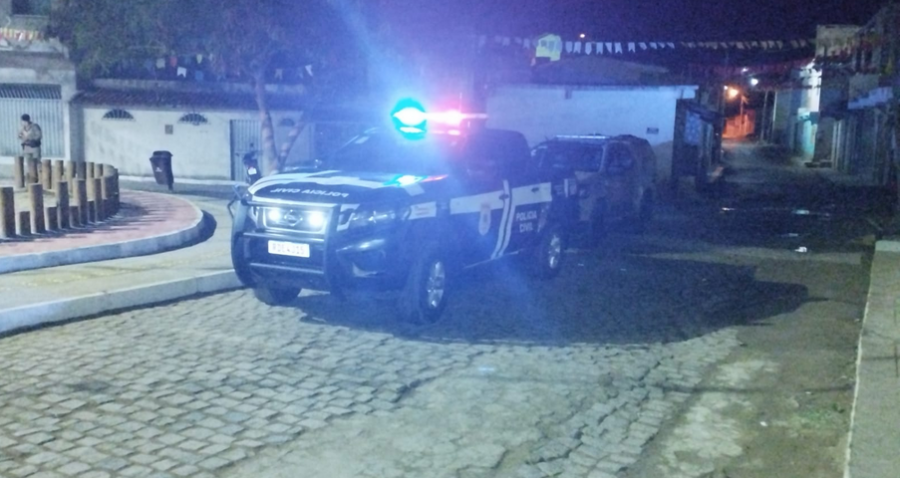 Homem encapuzado invade casa mata um e deixa outro ferido em Jaguaquara