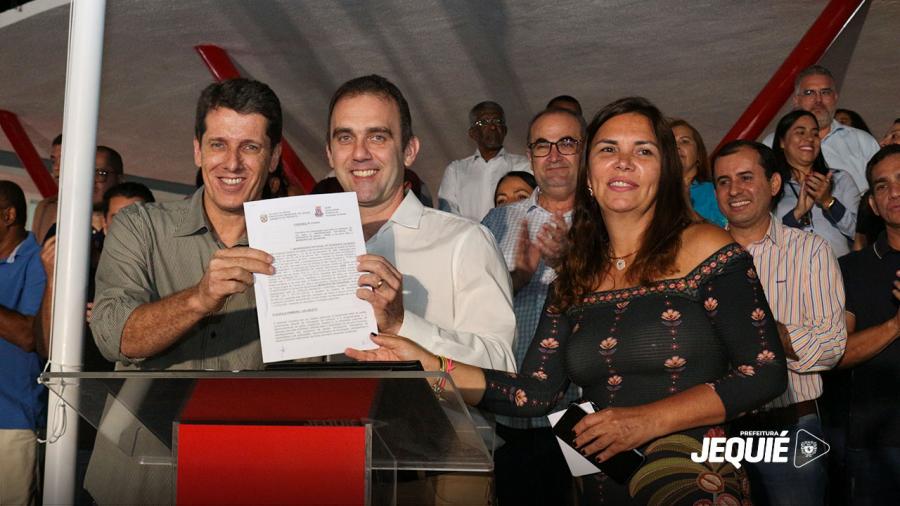Prefeitura de Jequié e Universidade Estadual do Sudoeste da Bahia assinam convênio para aperfeiçoamento dos processos de gestão educacional
