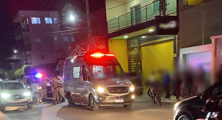 Homem baleado no Mandacaru morre a caminho do hospital de Jequié
