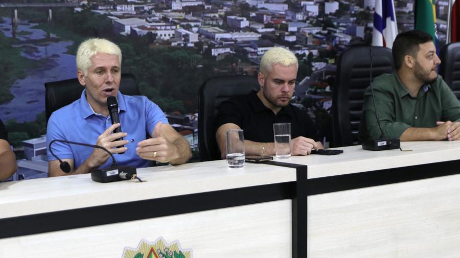 Prefeito releito de Jequié concede entrevista coletiva à imprensa e aborda sobre novas perspectivas e investimentos para a cidade