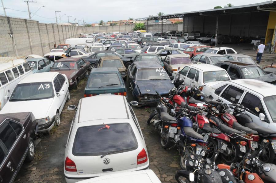 Leilões do Detran ofertam mais de 900 veículos em Barreiras, Jequié, Salvador e mais nove cidades