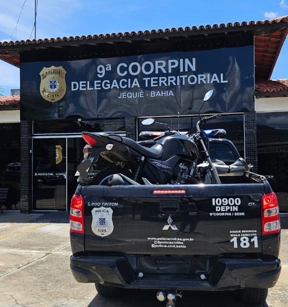 Moto roubada é encontrada próxima a fábrica na cidade de Jequié