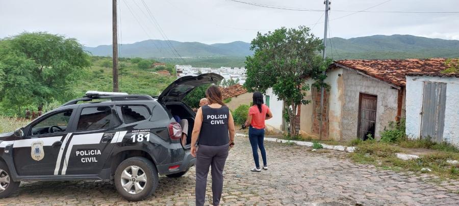 Policia Civil de Jequié cumpre mandado de prisão preventiva e apreende arma branca