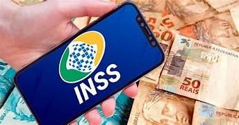 Aposentados e pensionistas do INSS podem consultar antecipação do 13º