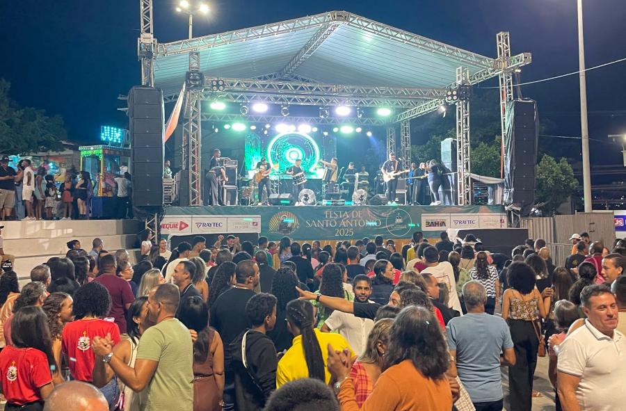 Festa do padroeiro de Jequié chega ao fim com celebrações e shows musicais