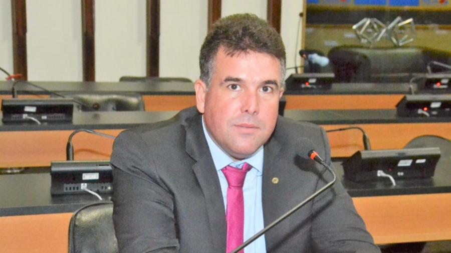 Patrick Lopes nega saída do Avante, confirma aumento da sigla na Assembleia e quer ser suplente de Rui Costa em 2026