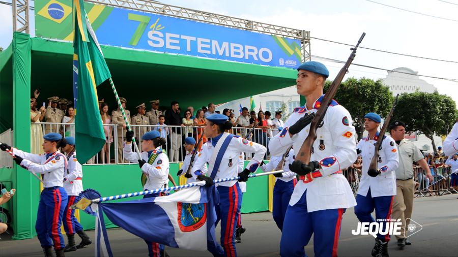 Desfile da Independência em Jequié reúne forças de segurança e comunidade