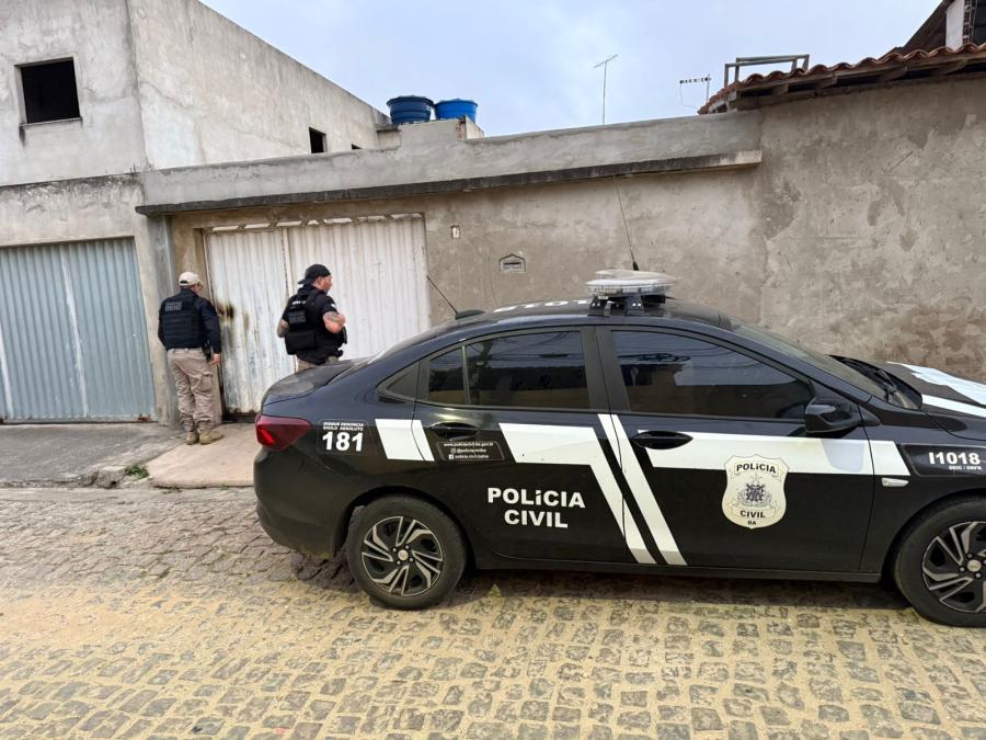 Suspeita de furto em empresa é presa e responde por crime de furto qualificado em Vitória da Conquista